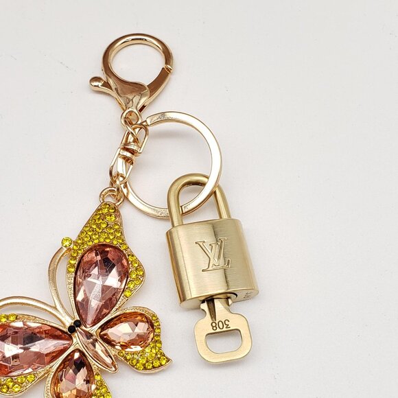 Authentic Louis Vuitton Lock & Key w/ Unbranded Butterfly Charm Keychain 090925 - Picture 6 of 9